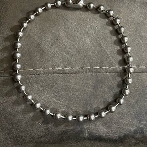 A vintage large 17 inch bead necklace.